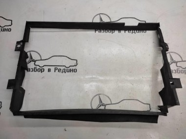 Кожух радиатора MERCEDES-BENZ VANEO W414 (2001 - 2005) — Разборка Мерседес