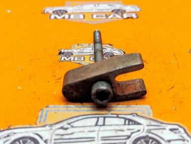 Кронштейн крепления форсунок MERCEDES-BENZ R-класс W251 (2005 - 2007) &mdash; Разборка Мерседес