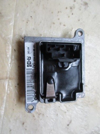 Реле моторчика печки MERCEDES-BENZ M-класс W163 рестайлинг (2001 - 2005) — Разборка Мерседес