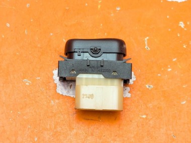 Кнопка ESP MERCEDES-BENZ M-класс W163 рестайлинг (2001 - 2005) &mdash; Разборка Мерседес