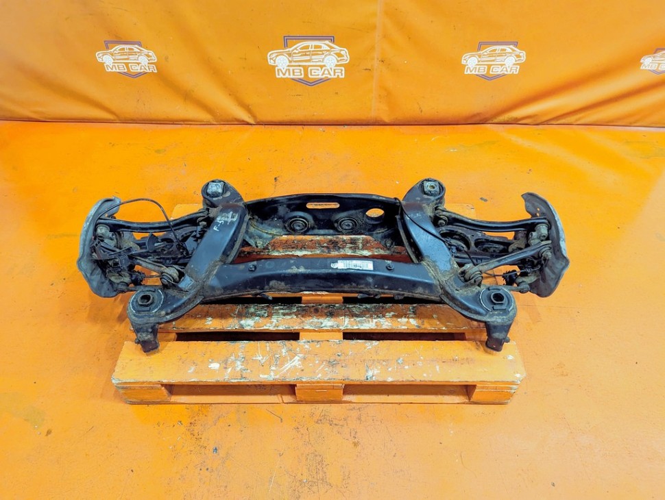 Подрамник задний MERCEDES-BENZ C-класс W203/S203/CL203 (2000 - 2004) фото 1 — Разборка Мерседес