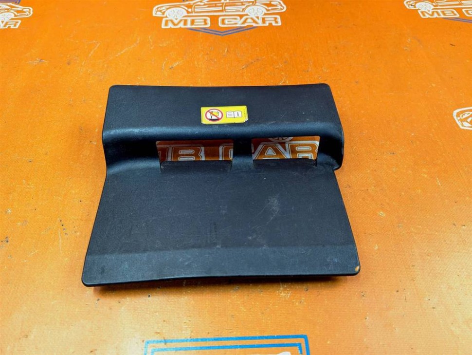 Крышка АКБ MERCEDES-BENZ GL-класс X166 (2012 - 2016) фото 1 &mdash; Разборка Мерседес