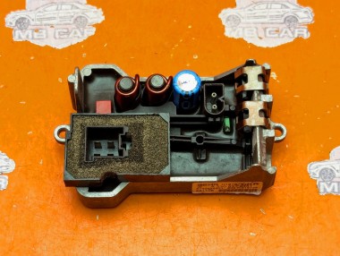 Реле моторчика печки MERCEDES-BENZ CLK-класс C209/A209 (2002 - 2005) — Разборка Мерседес