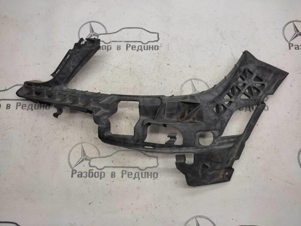 Кронштейн крепления бампера MERCEDES-BENZ C-класс W204/S204 (2006 - 2011) фото 1 — Разборка Мерседес