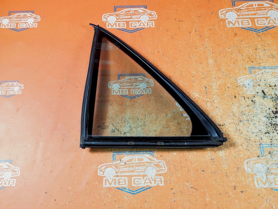 Стекло заднее левое MERCEDES-BENZ S-класс W140 (1991 - 1998) фото 1 — Разборка Мерседес
