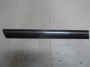 Молдинг двери MERCEDES-BENZ E-класс W210/S210 рестайлинг (1999 - 2003) — Разборка Мерседес