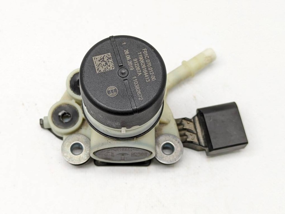 Насос AdBlue MERCEDES-BENZ V-класс W447 рестайлинг (2019 - 2025) фото 1 — Разборка Мерседес