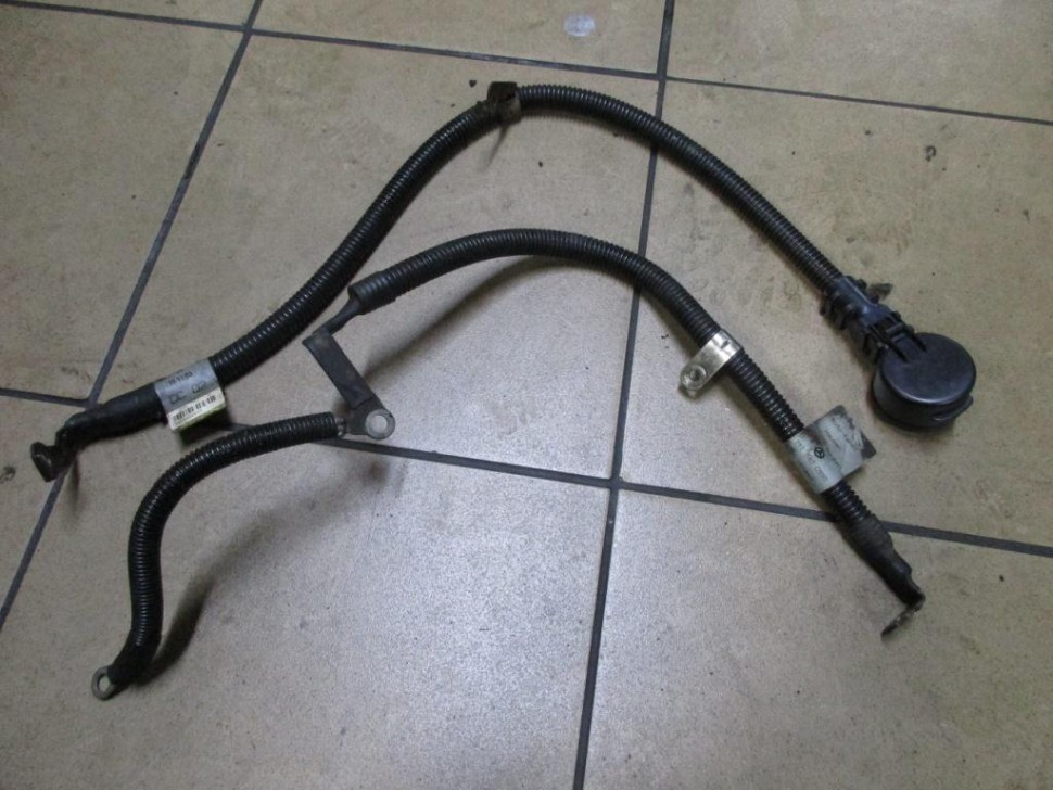 Провод генератора MERCEDES-BENZ E-класс W211/S211 (2002 - 2006) фото 1 — Разборка Мерседес