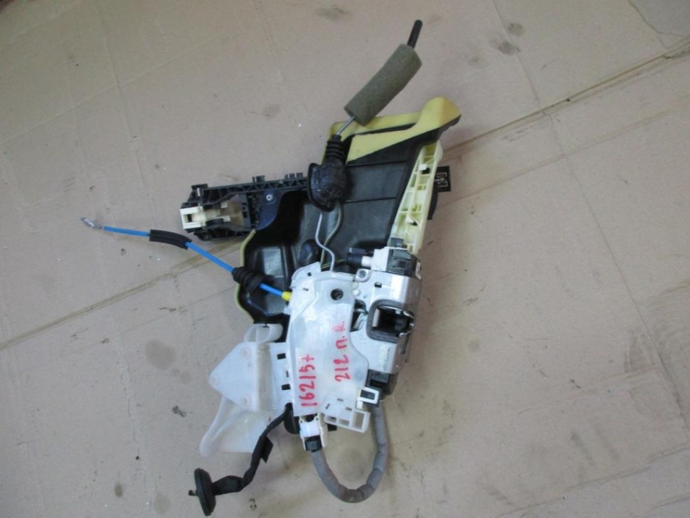 Замок двери передней правой MERCEDES-BENZ E-класс W212/S212/C207/A207 (2009 - 2013) фото 1 — Разборка Мерседес