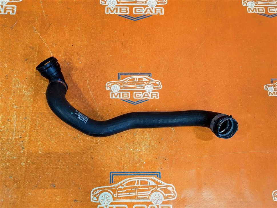 Патрубок ОЖ MERCEDES-BENZ GLE-класс V167 (2018 - 2024) фото 1 — Разборка Мерседес