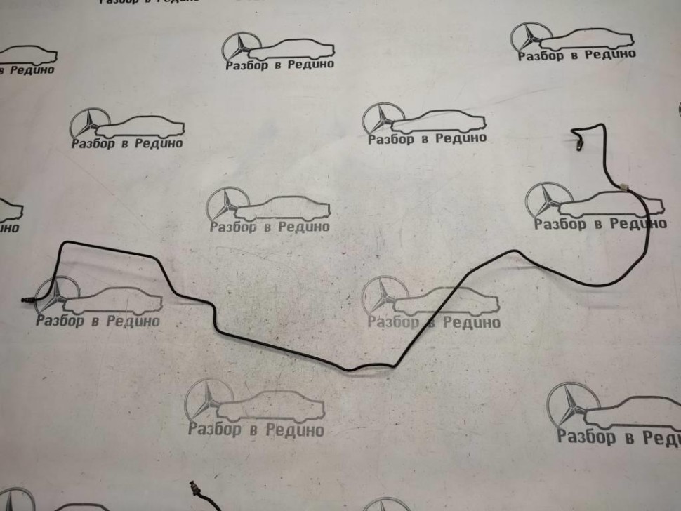 Трубка тормозная MERCEDES-BENZ G-класс W463 (1990 - 2006) фото 1 — Разборка Мерседес