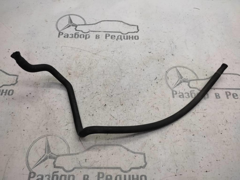 Патрубок ОЖ MERCEDES-BENZ M-класс W163 рестайлинг (2001 - 2005) фото 1 — Разборка Мерседес