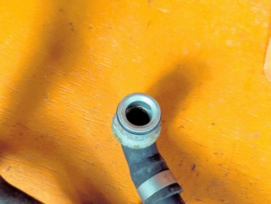 Трубка ОЖ MERCEDES-BENZ E-класс W211/S211 (2002 - 2006) &mdash; Разборка Мерседес