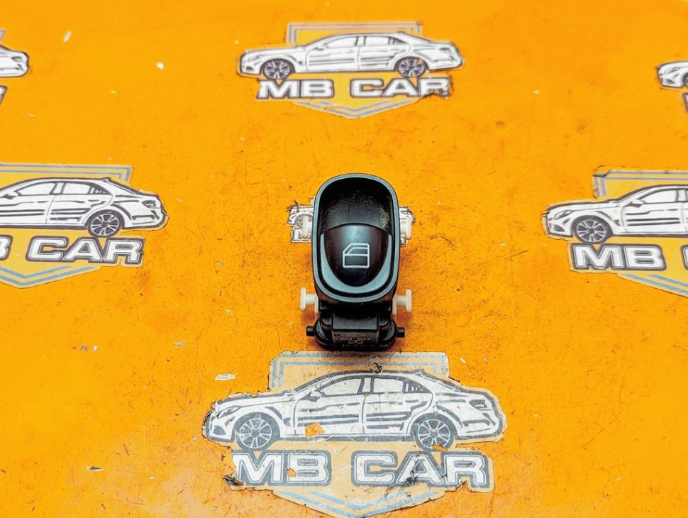 Кнопка стеклоподъемников MERCEDES-BENZ C-класс W203/S203/CL203 (2000 - 2004) фото 1 &mdash; Разборка Мерседес