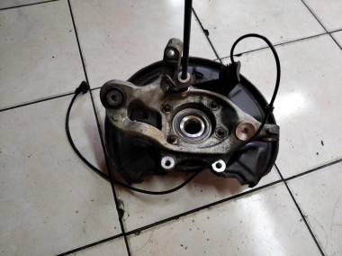 Кулак подвески задний правый MERCEDES-BENZ C-класс W204/S204 (2006 - 2011) — Разборка Мерседес