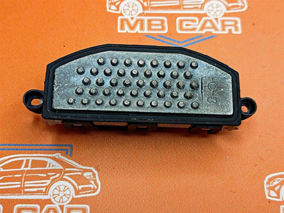 Реле моторчика печки MERCEDES-BENZ A-класс W177 (2018 - 2023) фото 1 — Разборка Мерседес