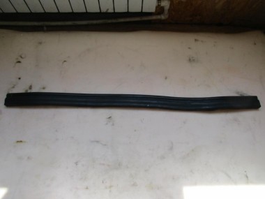 Уплотнитель моторного отсека MERCEDES-BENZ GLE-класс W166 (2015 - 2018) — Разборка Мерседес