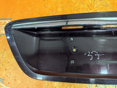 Накладка крышки багажника MERCEDES-BENZ S-класс W220 (1998 - 2005) — Разборка Мерседес