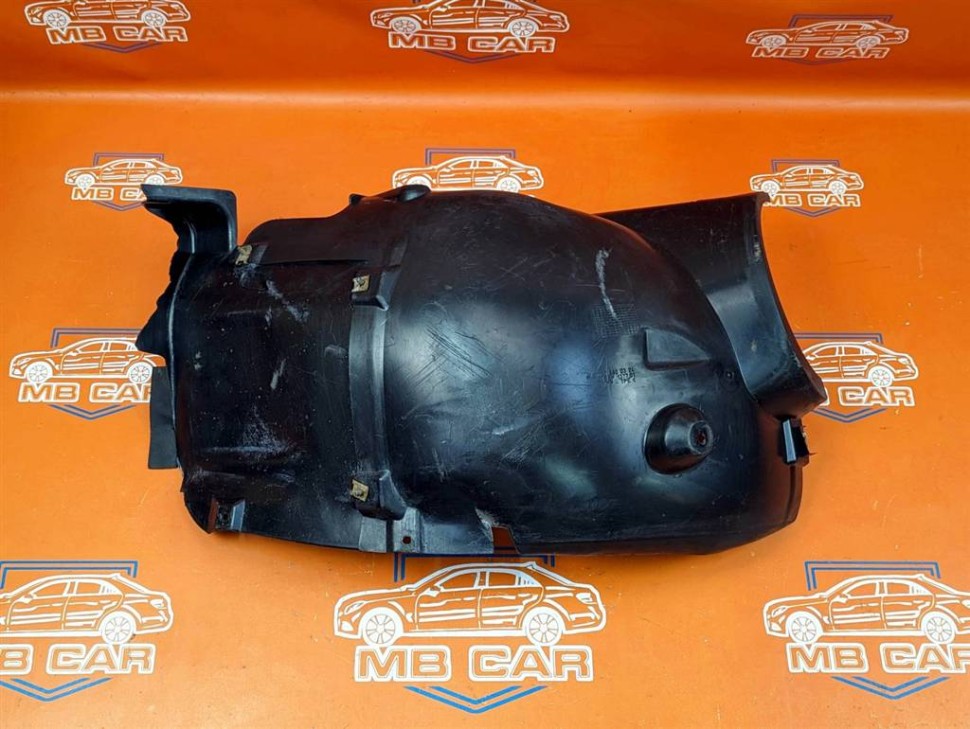Подкрылок передний левый, передняя часть MERCEDES-BENZ CLK-класс C209/W209 (2002 - 2005) фото 1 — Разборка Мерседес