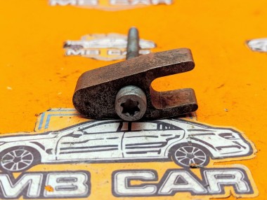 Кронштейн крепления форсунок MERCEDES-BENZ R-класс W251 (2005 - 2007) &mdash; Разборка Мерседес