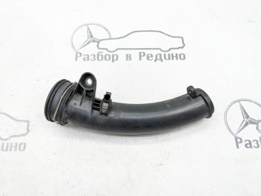 Патрубок интеркулера MERCEDES-BENZ C-класс W204/S204 (2006 - 2011) — Разборка Мерседес