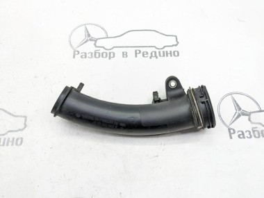 Патрубок интеркулера MERCEDES-BENZ C-класс W204/S204 (2006 - 2011) — Разборка Мерседес