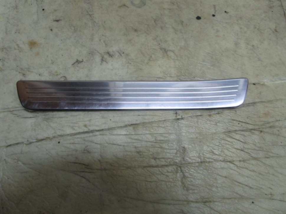 Накладка порога внутренняя MERCEDES-BENZ M-класс W166 (2011 - 2015) фото 1 — Разборка Мерседес