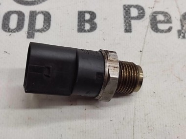 Датчик давления топлива MERCEDES-BENZ V-класс W639 (2003 - 2014) — Разборка Мерседес