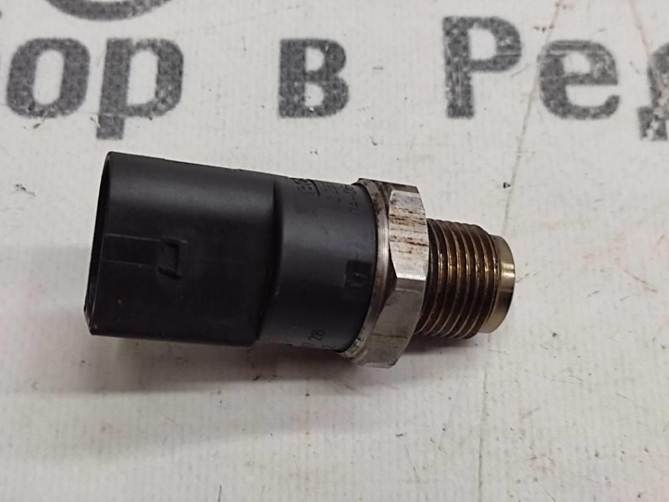 Датчик давления топлива MERCEDES-BENZ V-класс W639 (2003 - 2014) фото 1 — Разборка Мерседес