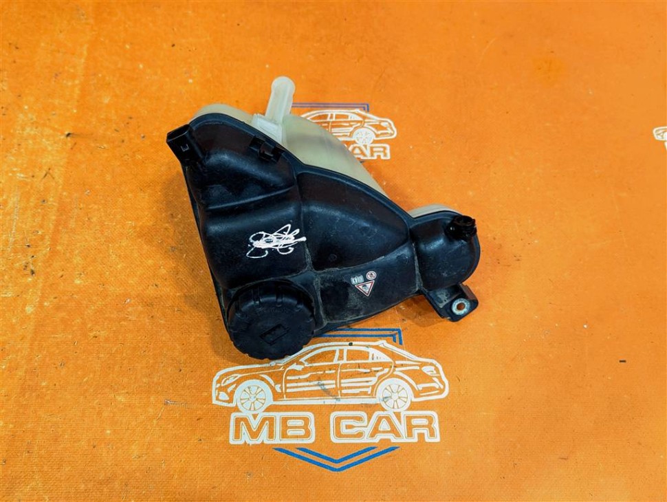 Бачок расширительный MERCEDES-BENZ R-класс W251 рестайлинг (2007 - 2010) фото 1 — Разборка Мерседес