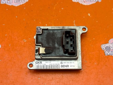 Реле моторчика печки MERCEDES-BENZ S-класс W220 (1998 - 2005) — Разборка Мерседес