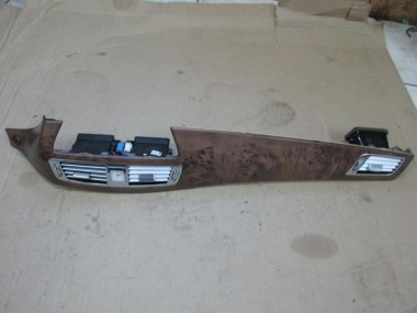 Воздуховод центральный MERCEDES-BENZ CLS-класс C218/X218 (2010 - 2014) — Разборка Мерседес