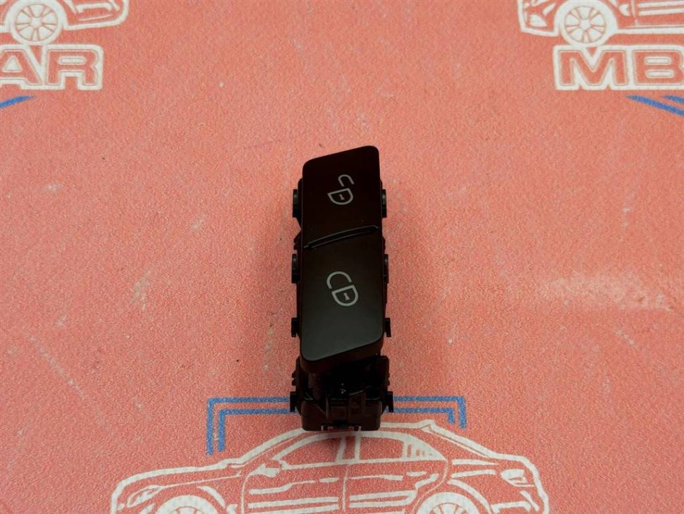 Кнопка центрального замка MERCEDES-BENZ CLS-класс C218/X218 рестайлинг (2014 - 2017) фото 1 — Разборка Мерседес
