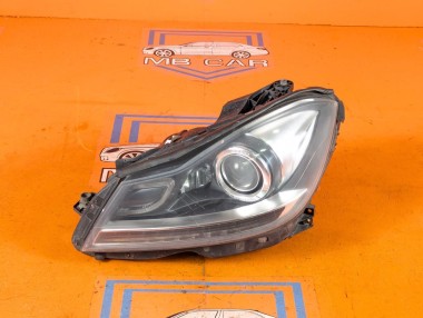 Фара левая MERCEDES-BENZ C-класс W204/S204/С204 рестайлинг (2011 - 2015) C 180 1.6 7G-Tronic (156 л.с.) &mdash; Разборка Мерседес