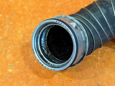 Патрубок интеркулера MERCEDES-BENZ C-класс W203/S203/CL203 (2000 - 2004) — Разборка Мерседес