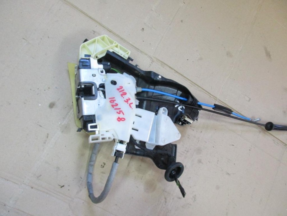 Замок двери задней левой MERCEDES-BENZ E-класс W212/S212/C207/A207 (2009 - 2013) фото 1 — Разборка Мерседес