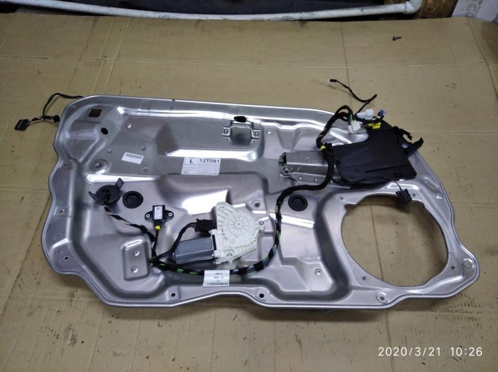 Стеклоподъемник передний левый MERCEDES-BENZ S-класс W221 (2005 - 2009) фото 1 — Разборка Мерседес