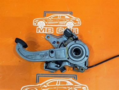 Педаль ручника MERCEDES-BENZ CLK-класс C208/W208 рестайлинг (1999 - 2003) — Разборка Мерседес