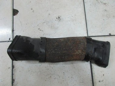 Патрубок воздушный MERCEDES-BENZ E-класс W211/S211 (2002 - 2006) — Разборка Мерседес