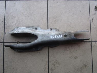 Рычаг задней стойки (лодка) MERCEDES-BENZ S-класс W220 рестайлинг (2002 - 2005) — Разборка Мерседес