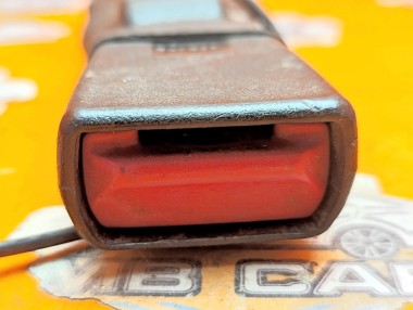 Замок ремня безопасности MERCEDES-BENZ CLK-класс C208/A208 (1997 - 2000) &mdash; Разборка Мерседес