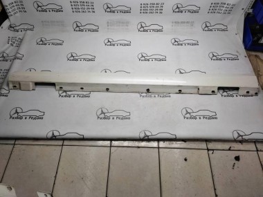 Порог пластиковый левый MERCEDES-BENZ C-класс W204/S204/С204 рестайлинг (2011 - 2015) — Разборка Мерседес