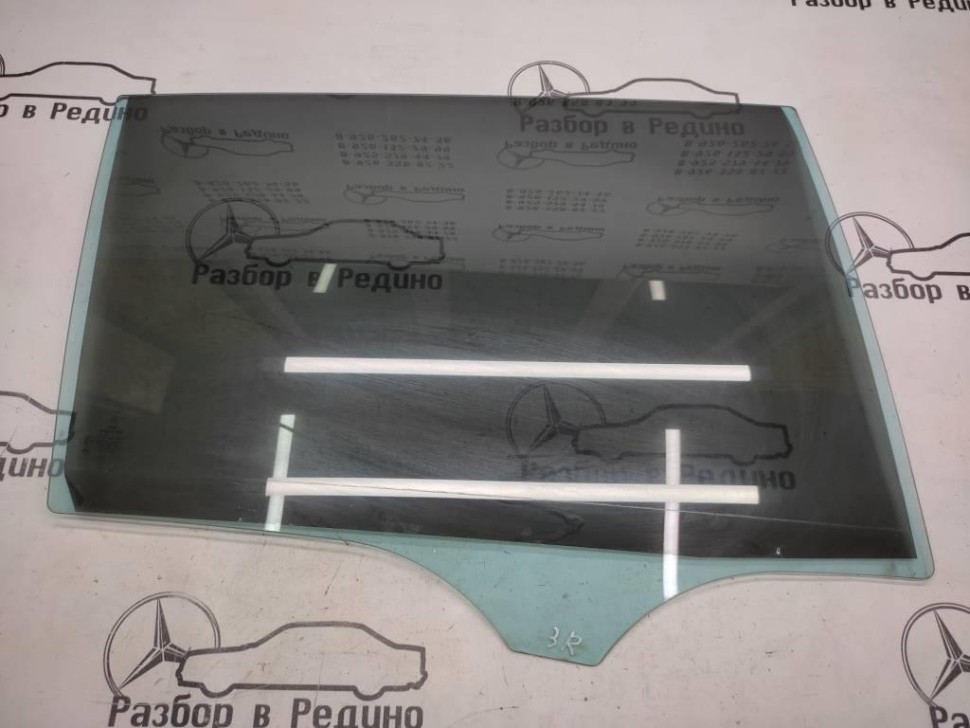 Стекло заднее правое MERCEDES-BENZ R-класс W251 (2005 - 2007) фото 1 — Разборка Мерседес