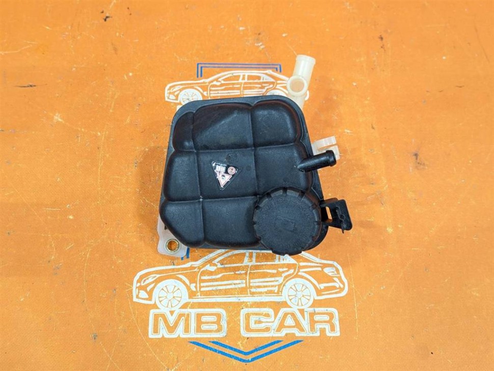 Бачок расширительный MERCEDES-BENZ GLE-класс Coupe C292 (2015 - 2019) фото 1 — Разборка Мерседес