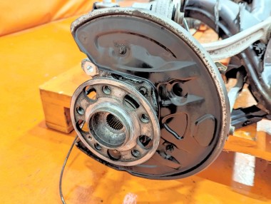 Подрамник задний MERCEDES-BENZ C-класс W205/S205/C205/A205 (2014 - 2018) — Разборка Мерседес