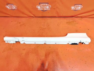 Порог пластиковый левый MERCEDES-BENZ C-класс W205/S205/C205/A205 (2014 - 2018) — Разборка Мерседес