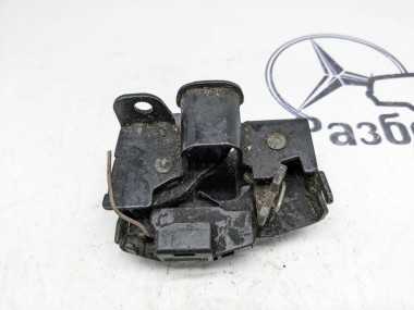 Замок капота MERCEDES-BENZ S-класс W220 (1998 - 2005) — Разборка Мерседес