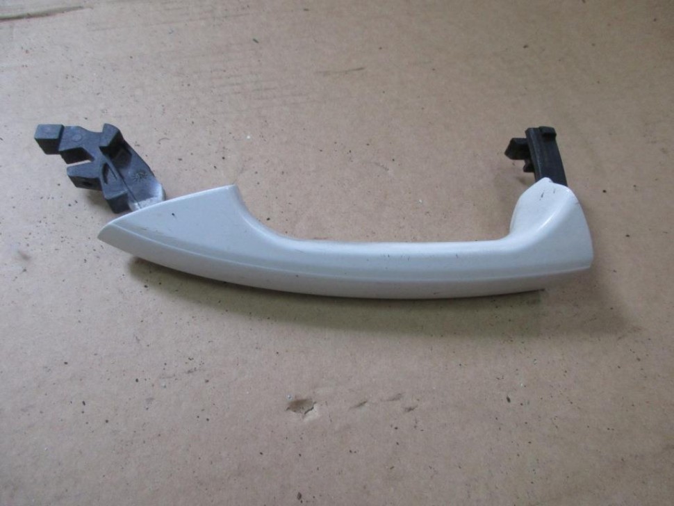 Ручка двери наружняя MERCEDES-BENZ E-класс W212/S212/C207/A207 рестайлинг (2013 - 2016) фото 1 — Разборка Мерседес