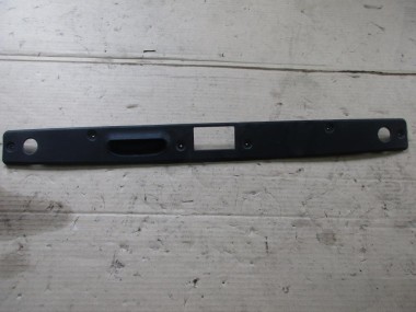 Накладка крышки багажника MERCEDES-BENZ E-класс W211/S211 рестайлинг (2006 - 2009) — Разборка Мерседес