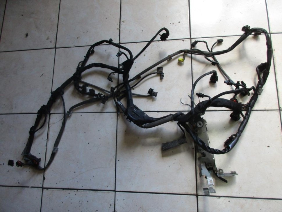 Проводка моторная MERCEDES-BENZ C-класс AMG W204/S204/С204 рестайлинг (2011 - 2015) фото 1 — Разборка Мерседес